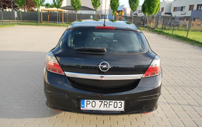 Opel Astra cena 13500 przebieg: 205360, rok produkcji 2008 z Luboń małe 121